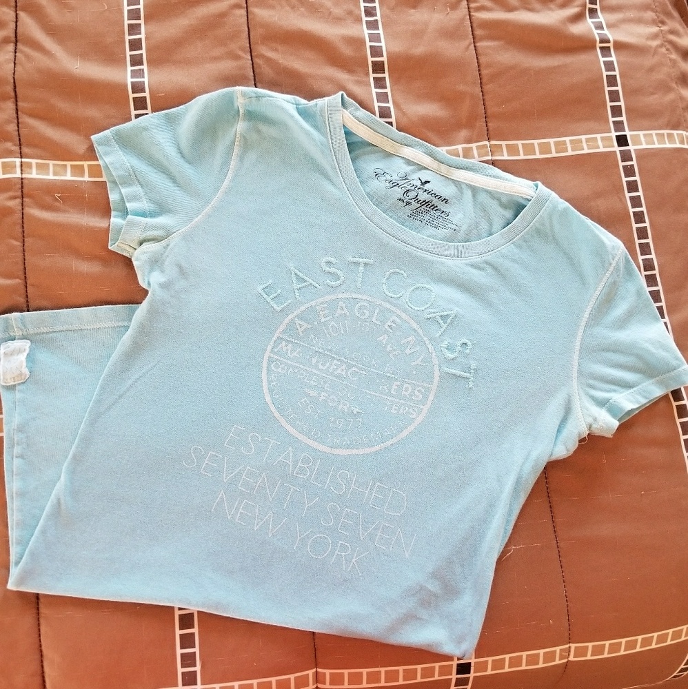 American eagle outfitters tee